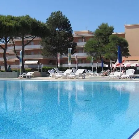 Cozy Studio In Modern Residence 12 Pools - Tennis - Volleyball - Children Area Holiday home Bibione